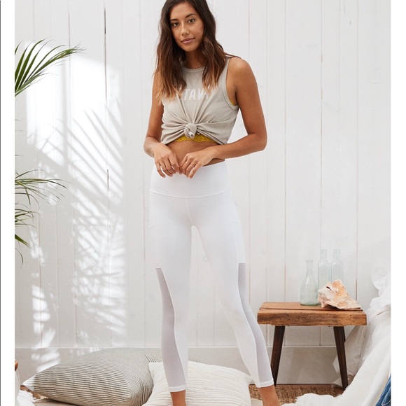 Aerie white athletic pants - Picture 2 of 5